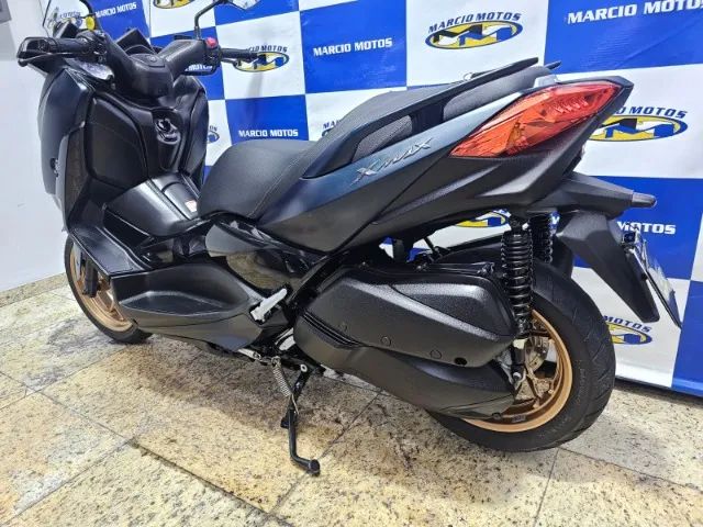 YAMAHA XMAX 250 23/24 - Foto 4