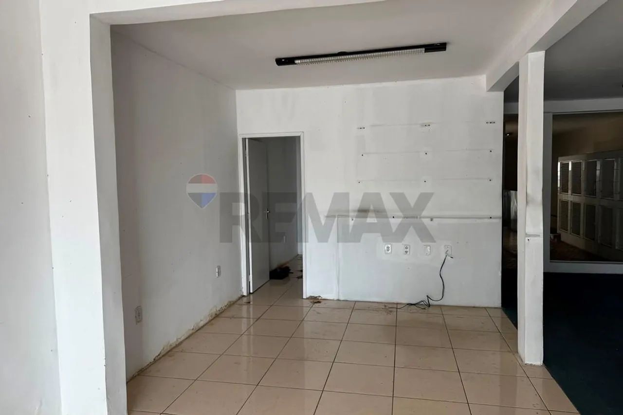 Casa Comercial no Farol: Renda Garantida! - Foto 3