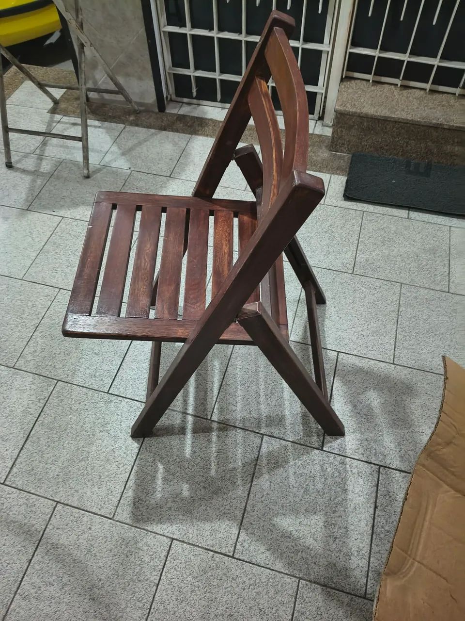 Cadeiras de madeira maciça Tok stok  - Foto 2