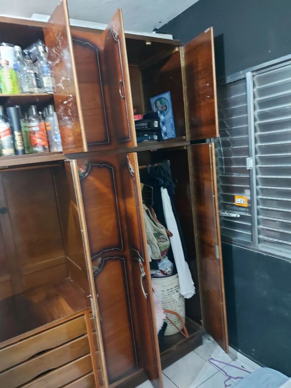 Guarda roupas 6 portas de 50 anos - Foto 5