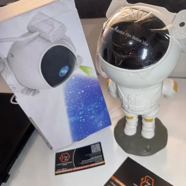 Projetor de Galáxia em formato de Astronauta