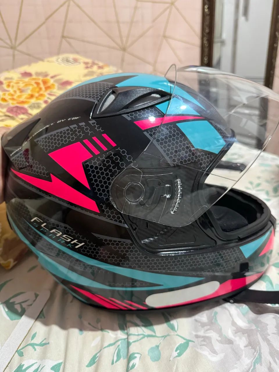CAPACETE  - Foto 2