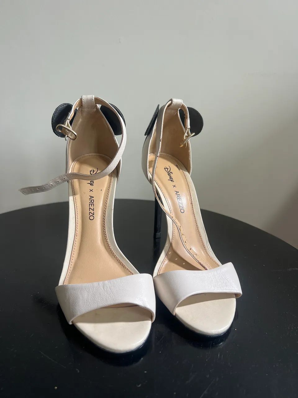 Sandália Arezzo e Disney  - Foto 3