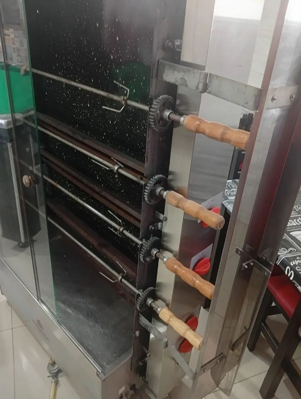 Máquina de frango PROGÁS seminova - Foto 3