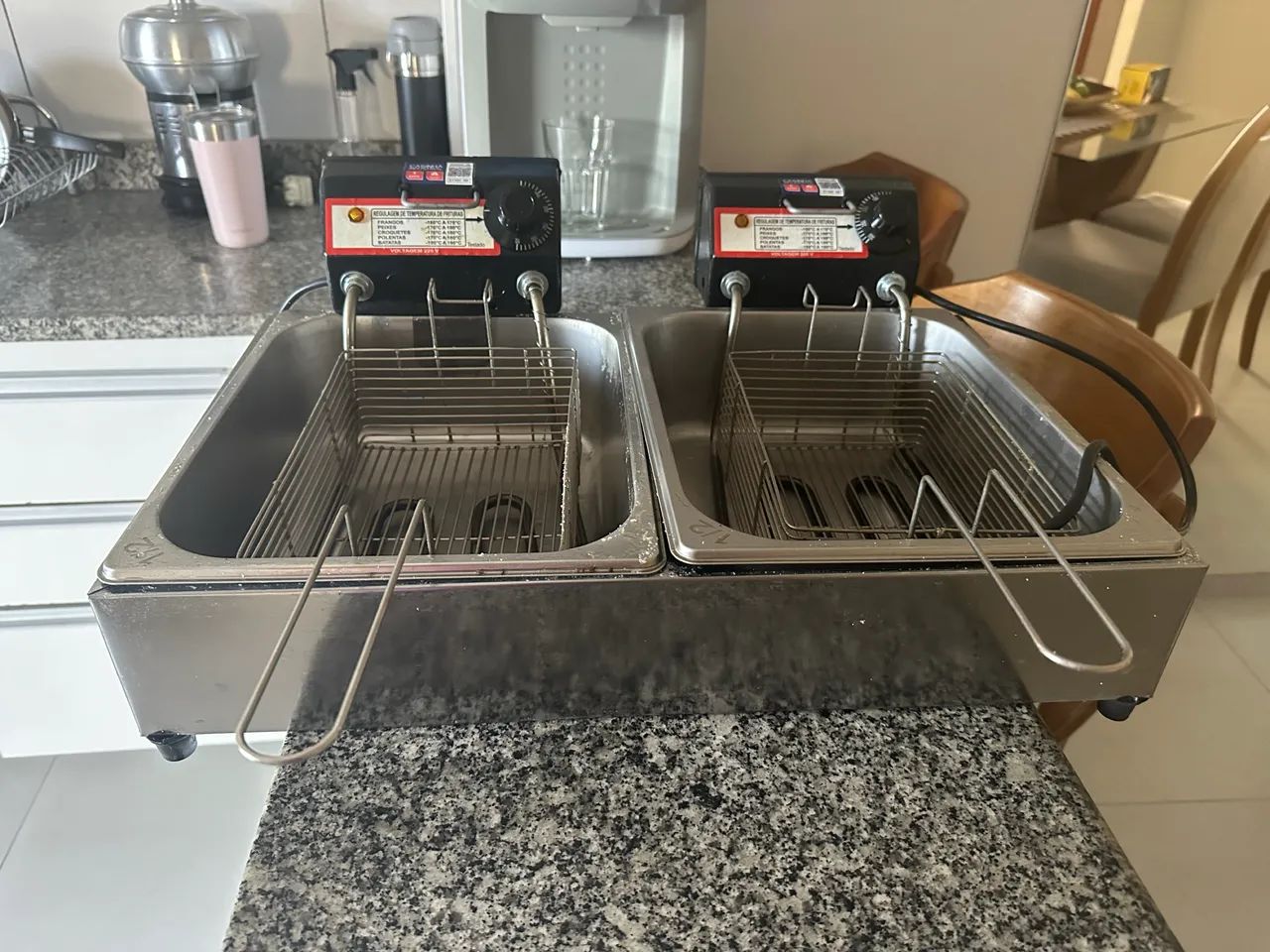 Fritadeira Elétrica Industrial 2 Cubas 10L