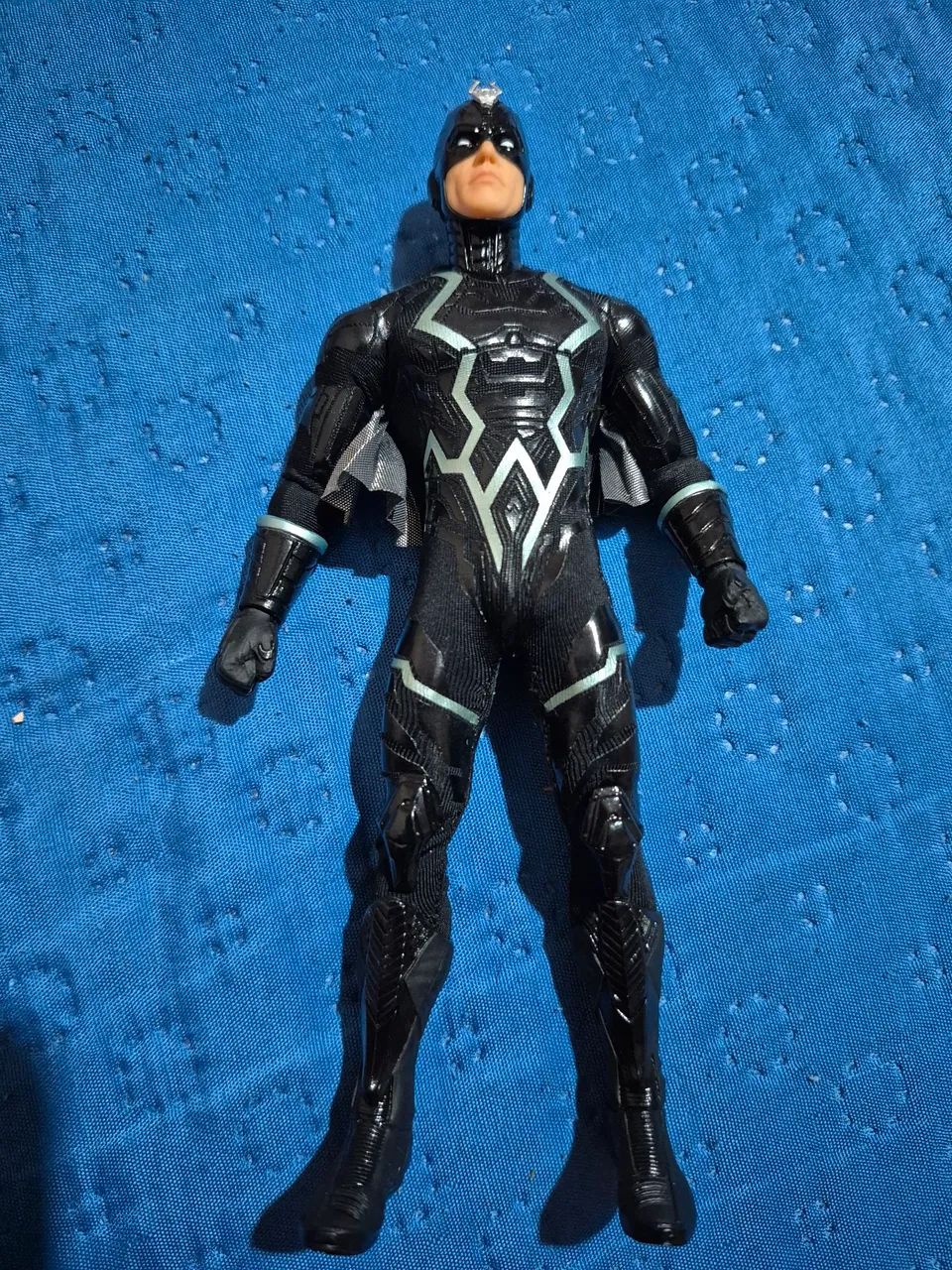 Mezco Raio Negro  - Foto 4