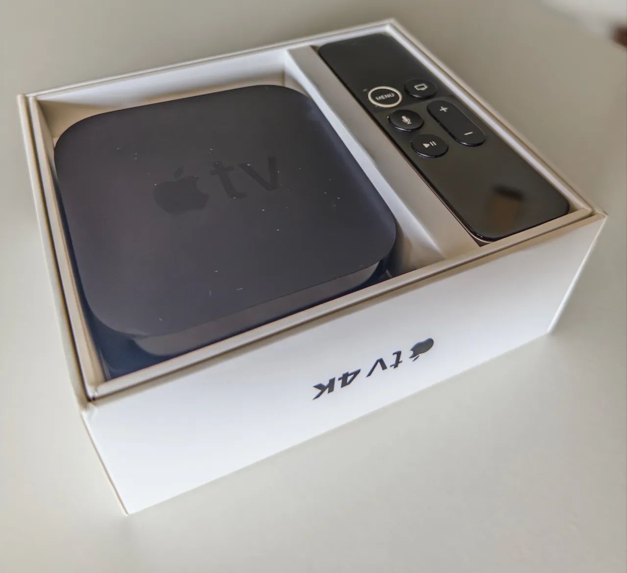 Apple tv 4K primeira geração 64gb65734680056834121