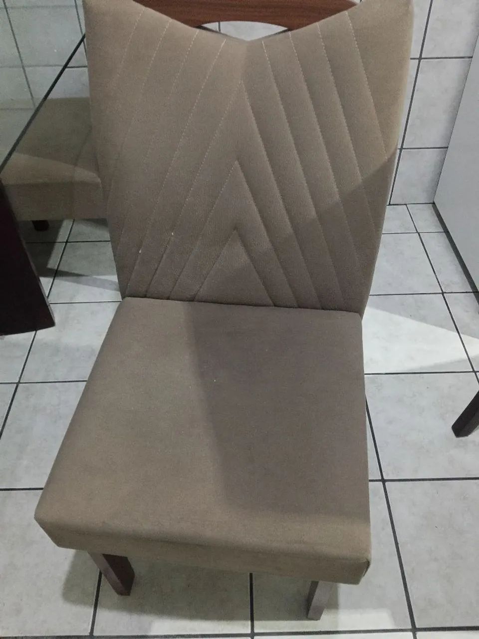 Mesa 4 cadeiras tampa de vidro  - Foto 3