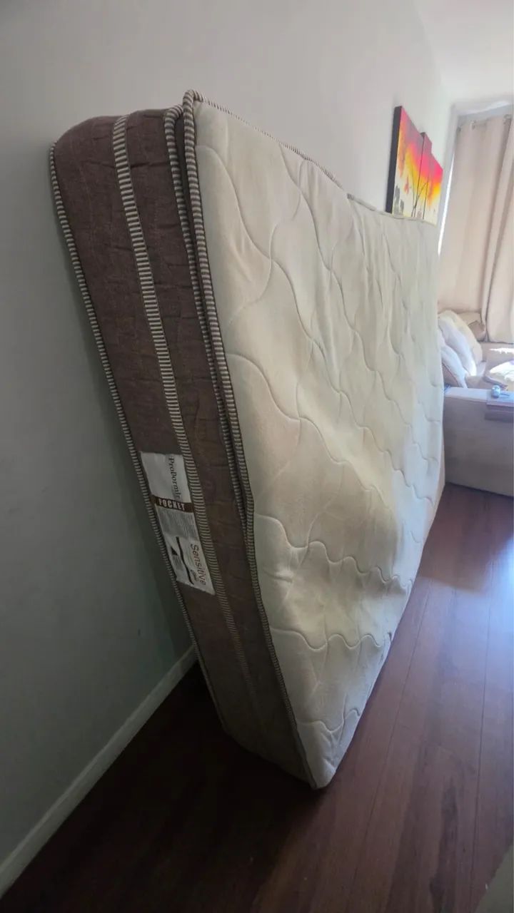 Cama box Queen com colchão  - Foto 5