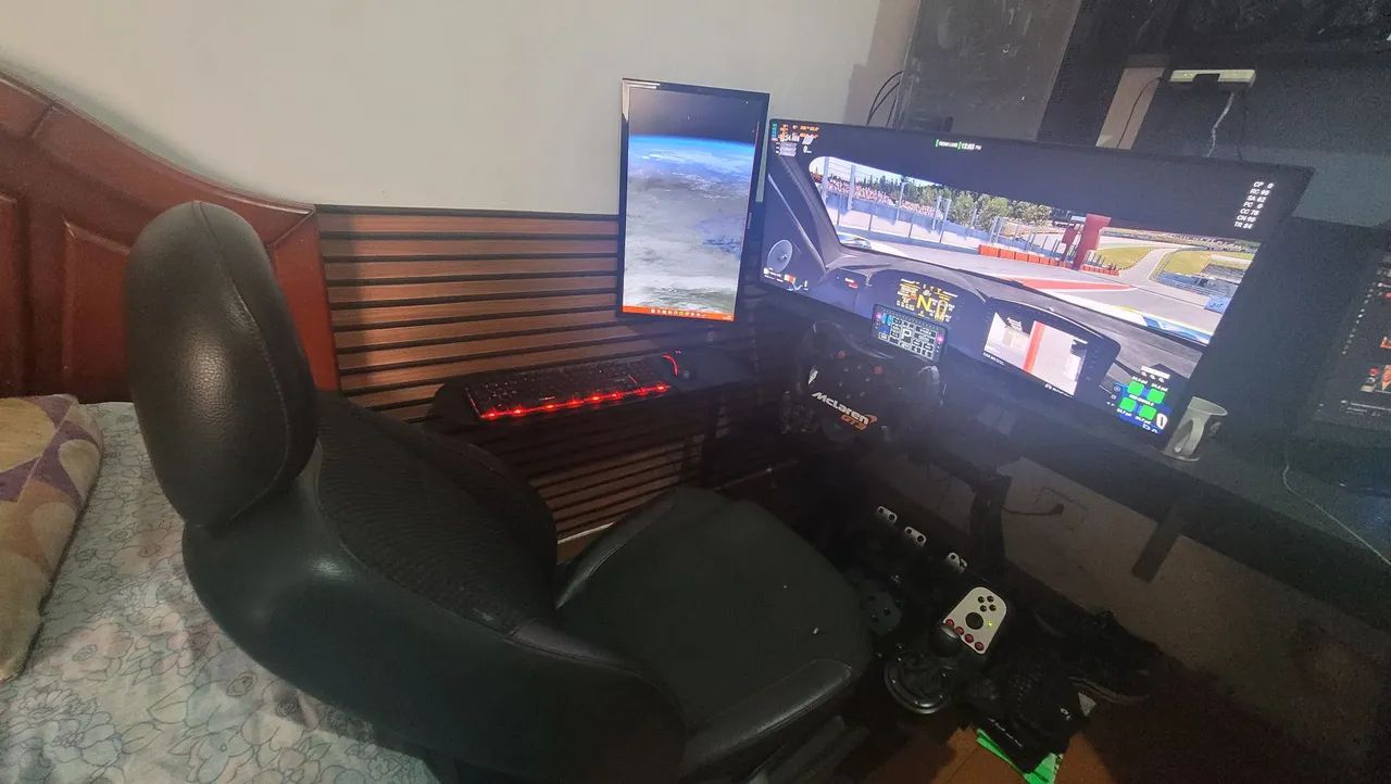 Volante logitch g27 e cockpit ... - Foto 3