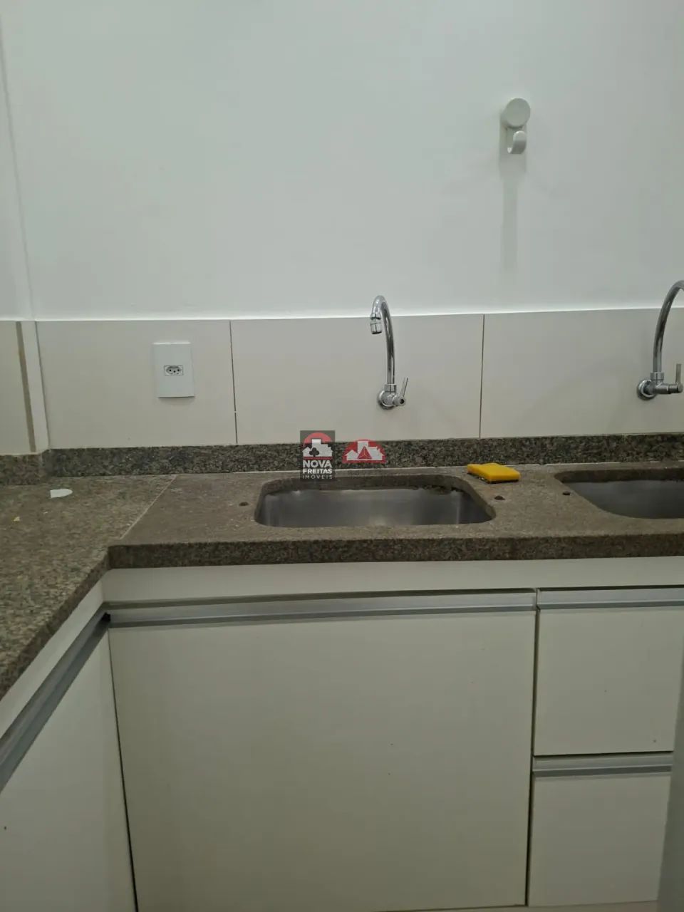 Locação de ponto comercial 105m² - Vila Adyana