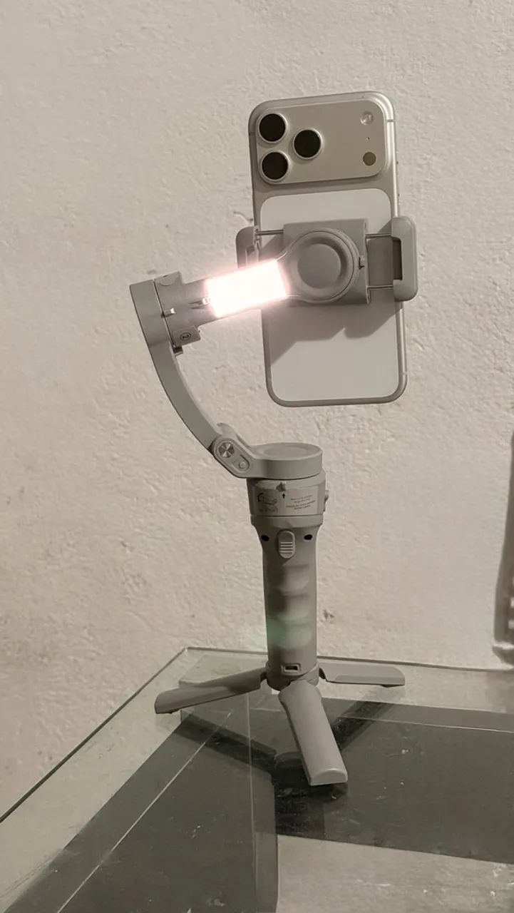 VENDO GIMBAL COMPLETO E COM BASE DE TRIPÉ - Foto 4