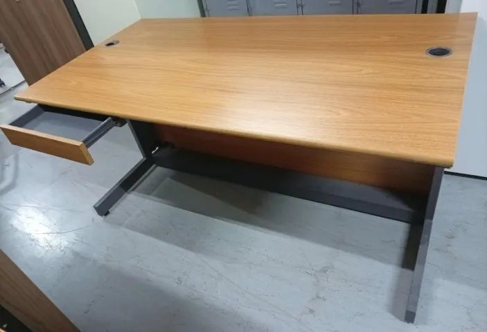 Mesa Para Escritório Com 1 Gaveta - Foto 3