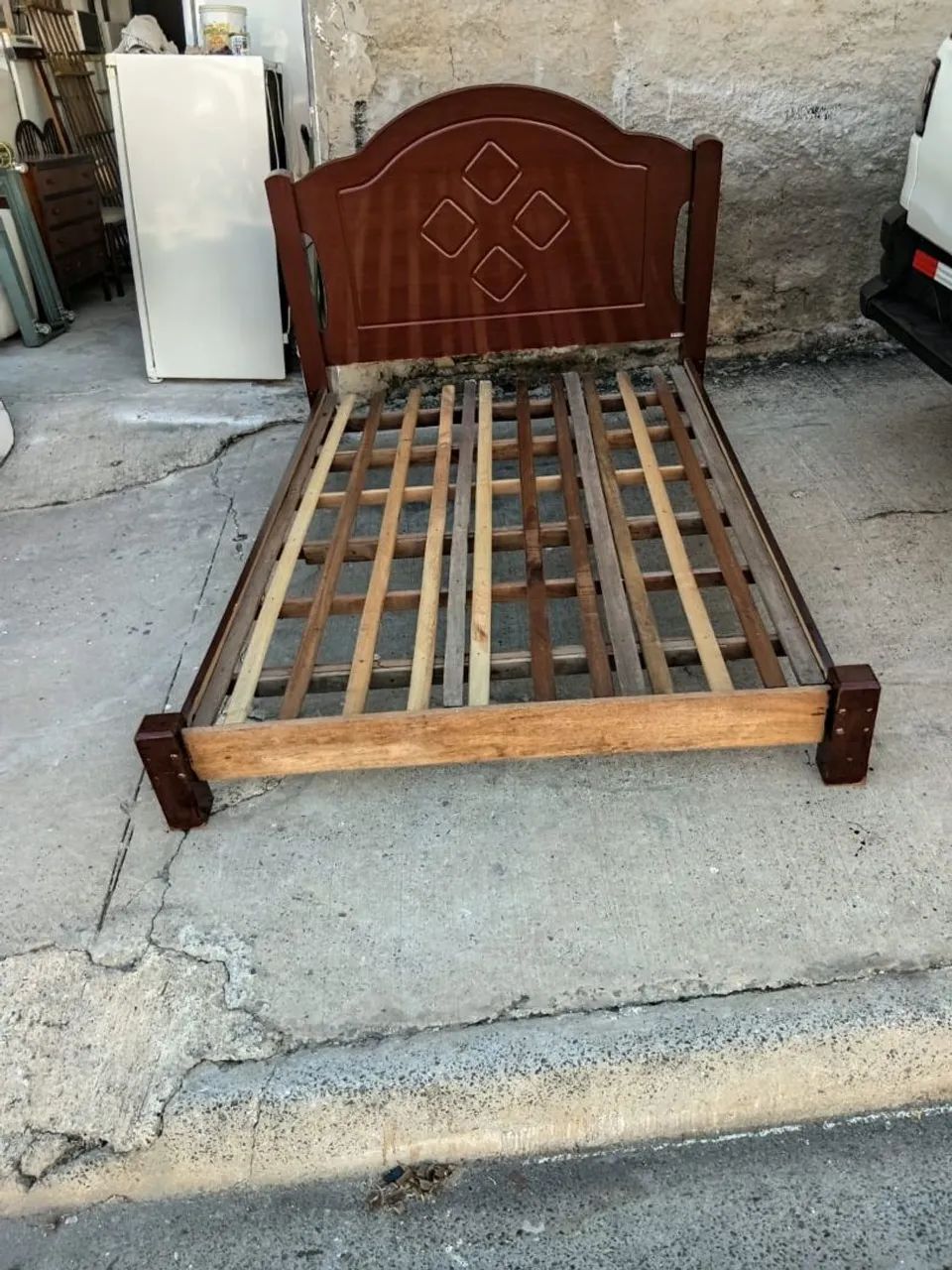 Cama de casal com colchão - aceito oferta - Foto 4