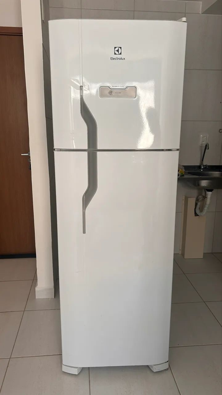 Geladeira Eletrolux Frost Free - Foto 3