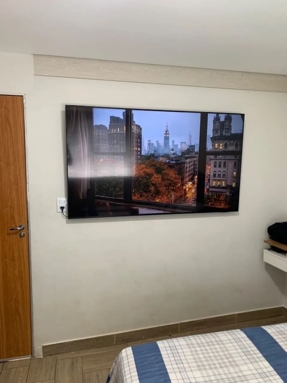 Smart TV Samsung 70 4K UHD LED 70DU7700