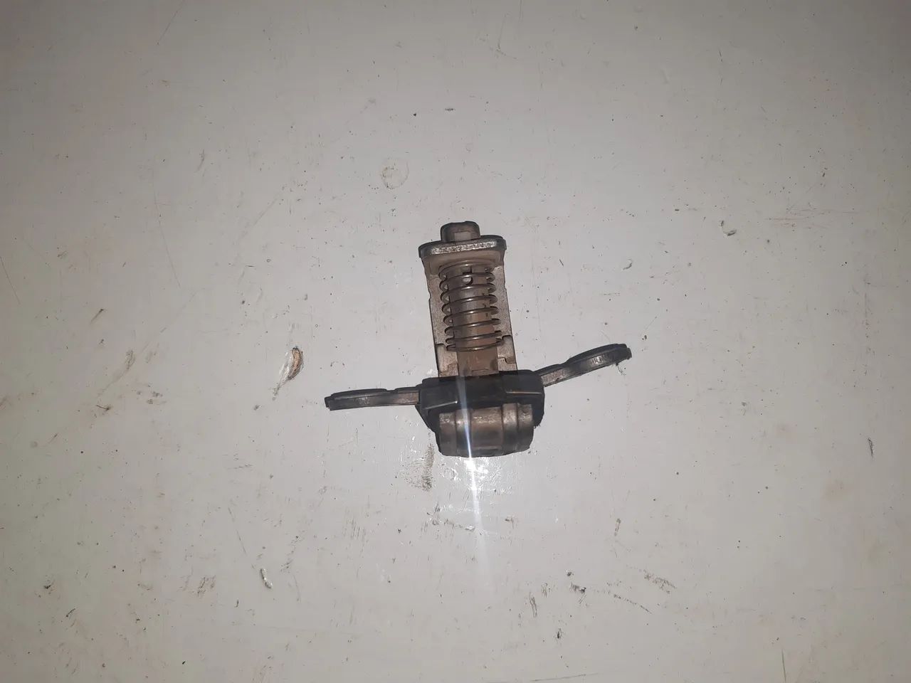 Fechadura Interna Tampa Caçamba Amarok 10/13