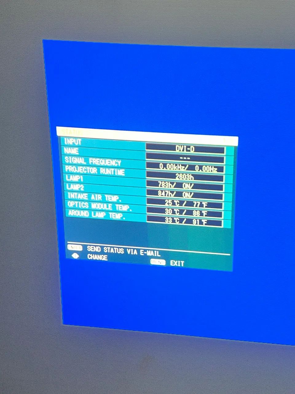 Projetor Panasonic PT-DX800us - 8000lumens - Lente Standard - Foto 3