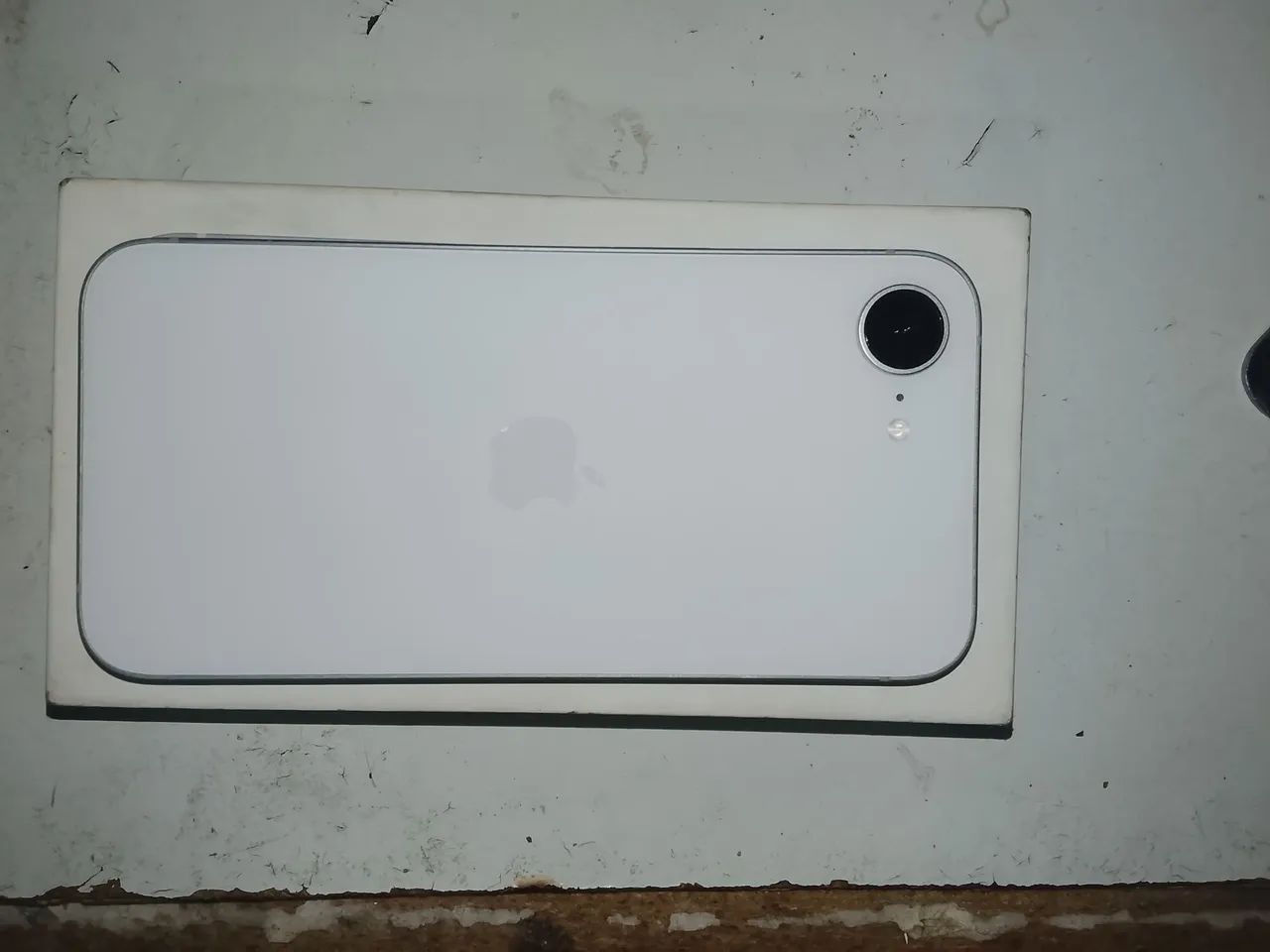iPhone 16E - Foto 2