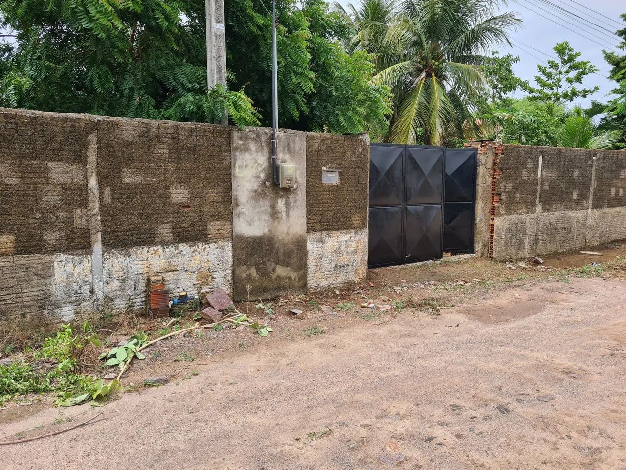  sítio com uma casa.no ceará o valor do imóvelprecisando se reforma.l