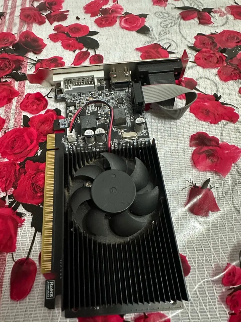 Placa de vídeo GT610 2GB