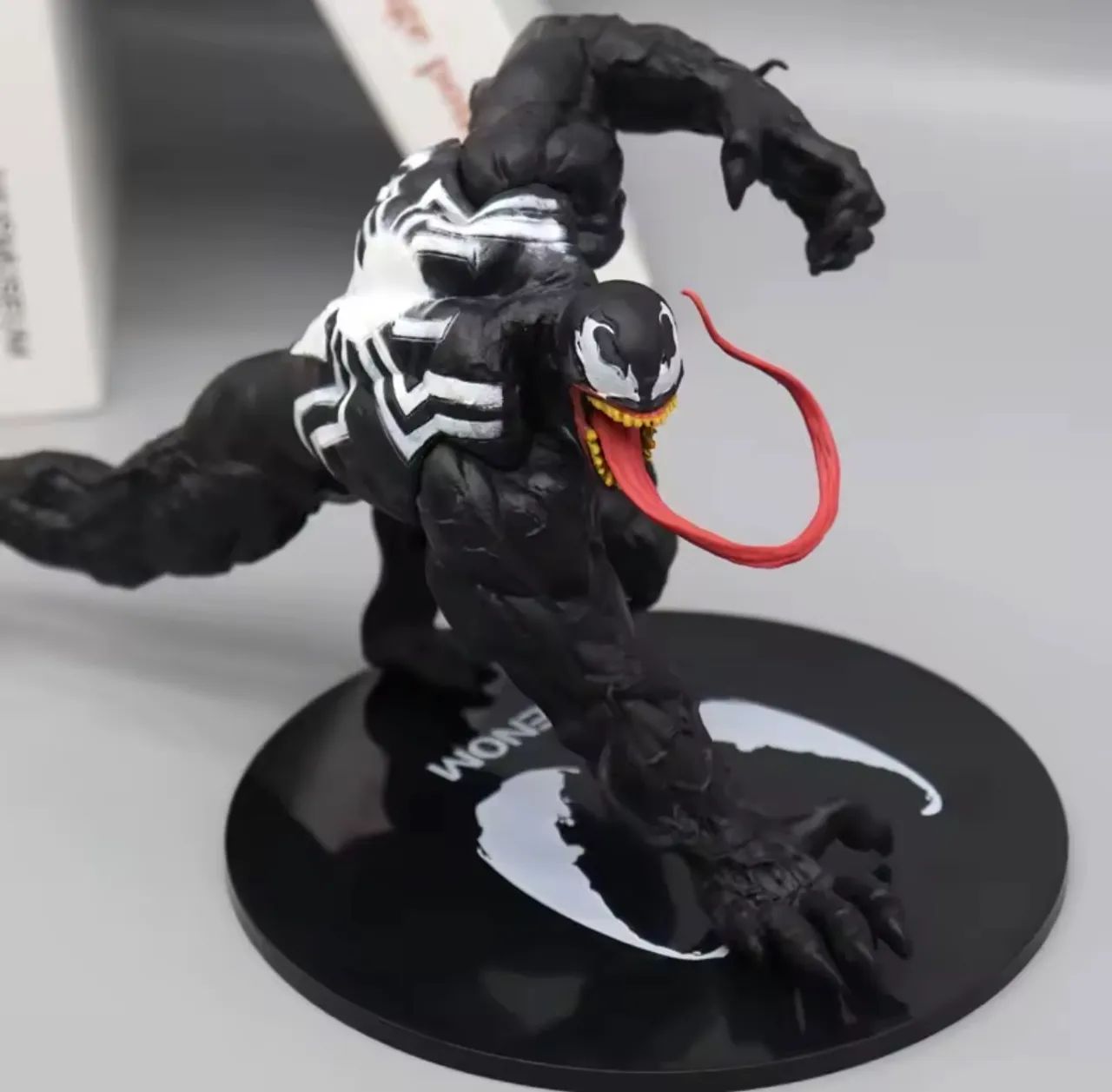 Action figure Venom 