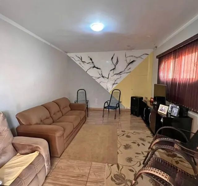 SS  VENDO ESSA CASA EM CASTELANDIA 