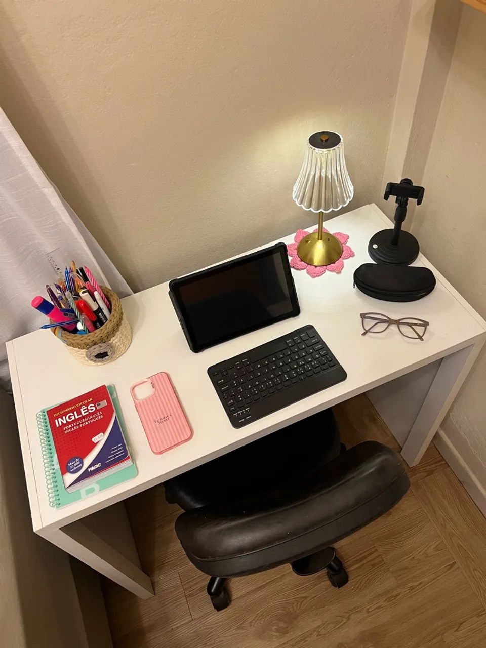 Mesa de estudos  - Foto 2
