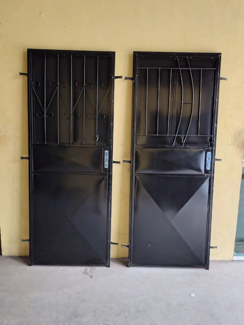 Portas e janelas de ferro 64985879042947124