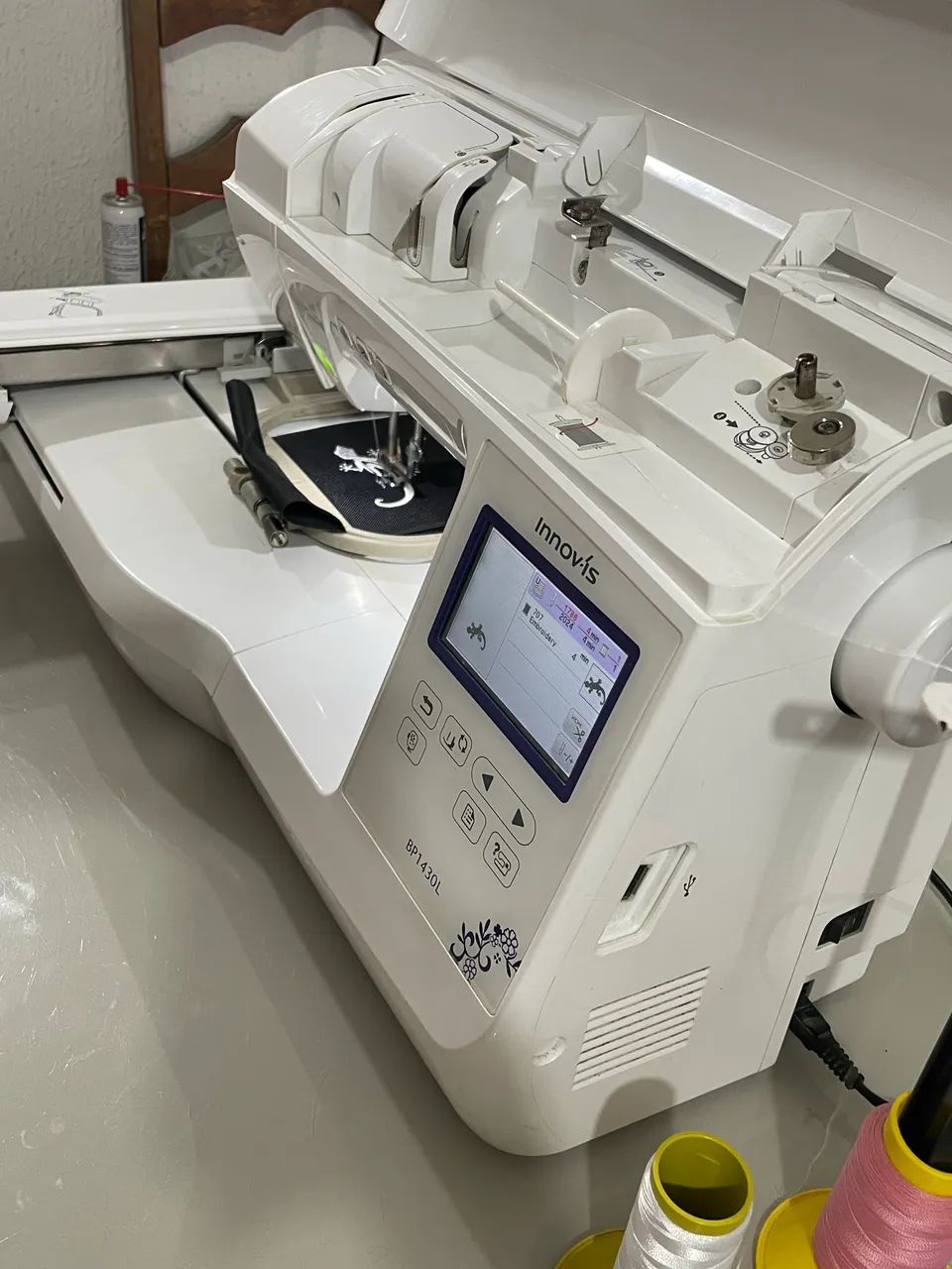 Bordadeira eletrônica doméstica  - Foto 2