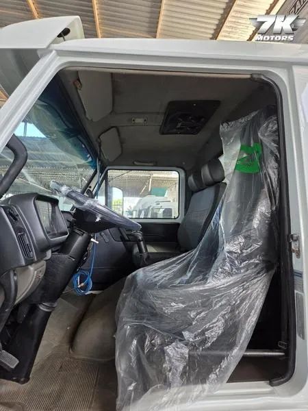 VOLKSWAGEN 17.190 WORKER 2015 - Foto 9
