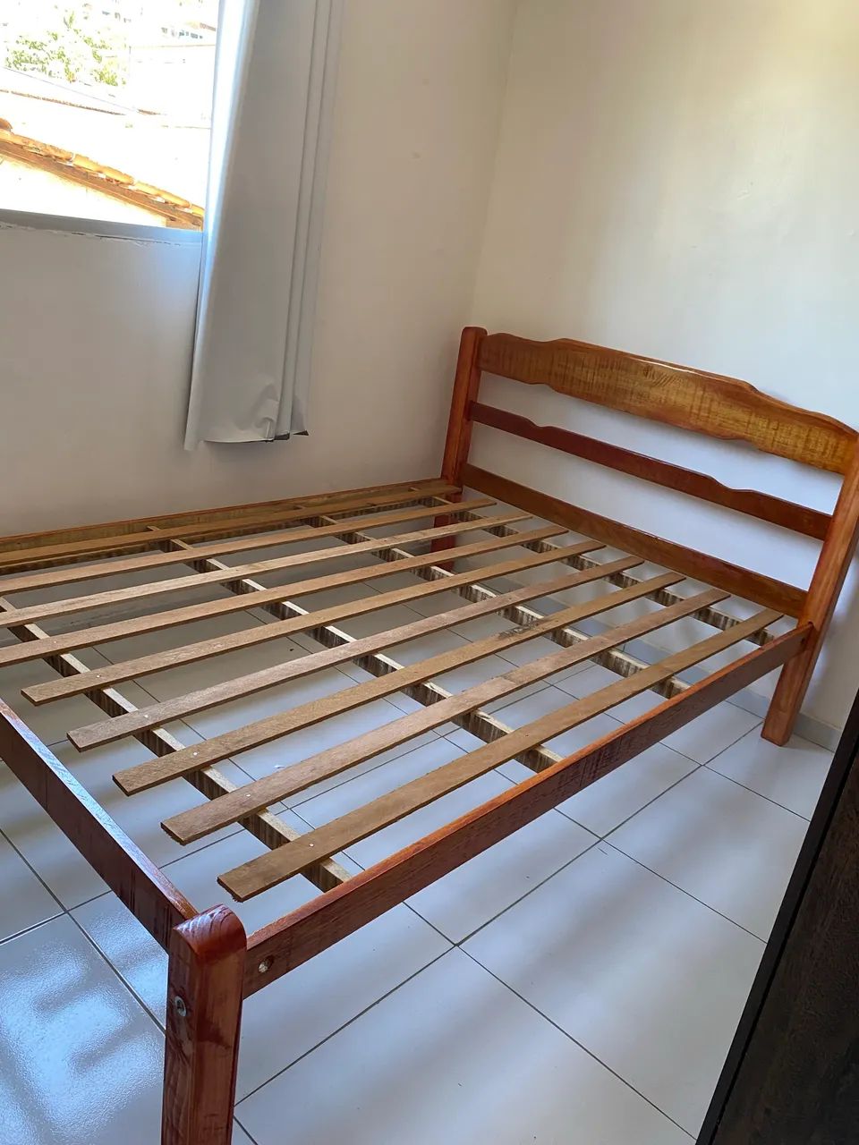 Cama de casal, 100% madeira. - Foto 2