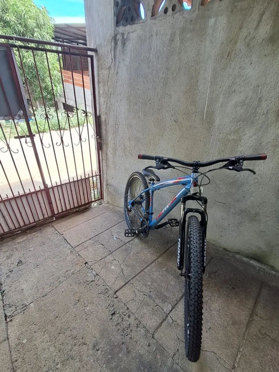 Bicicleta aro 29 track T3  - Foto 4