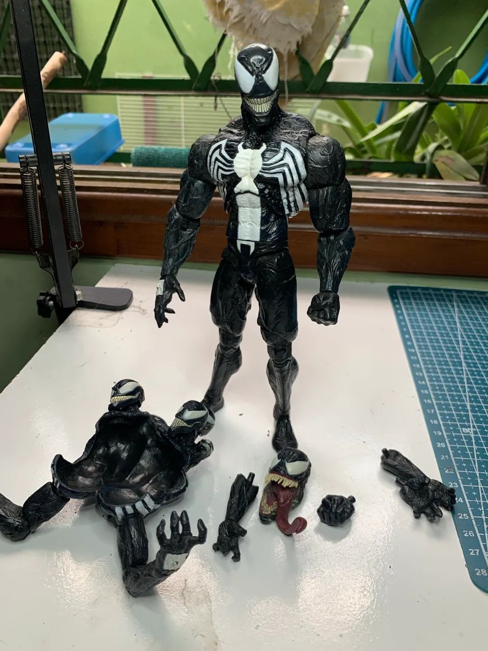 Venom marvel select