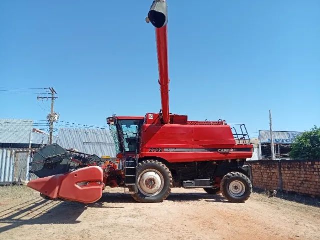 Colheitadeira case 2799