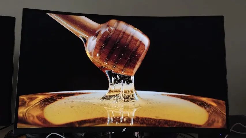 Monitor SuperFrame Precision 27' Polegadas Curvo QuadHD 1440p 165Hz FAST VA SFV2701G