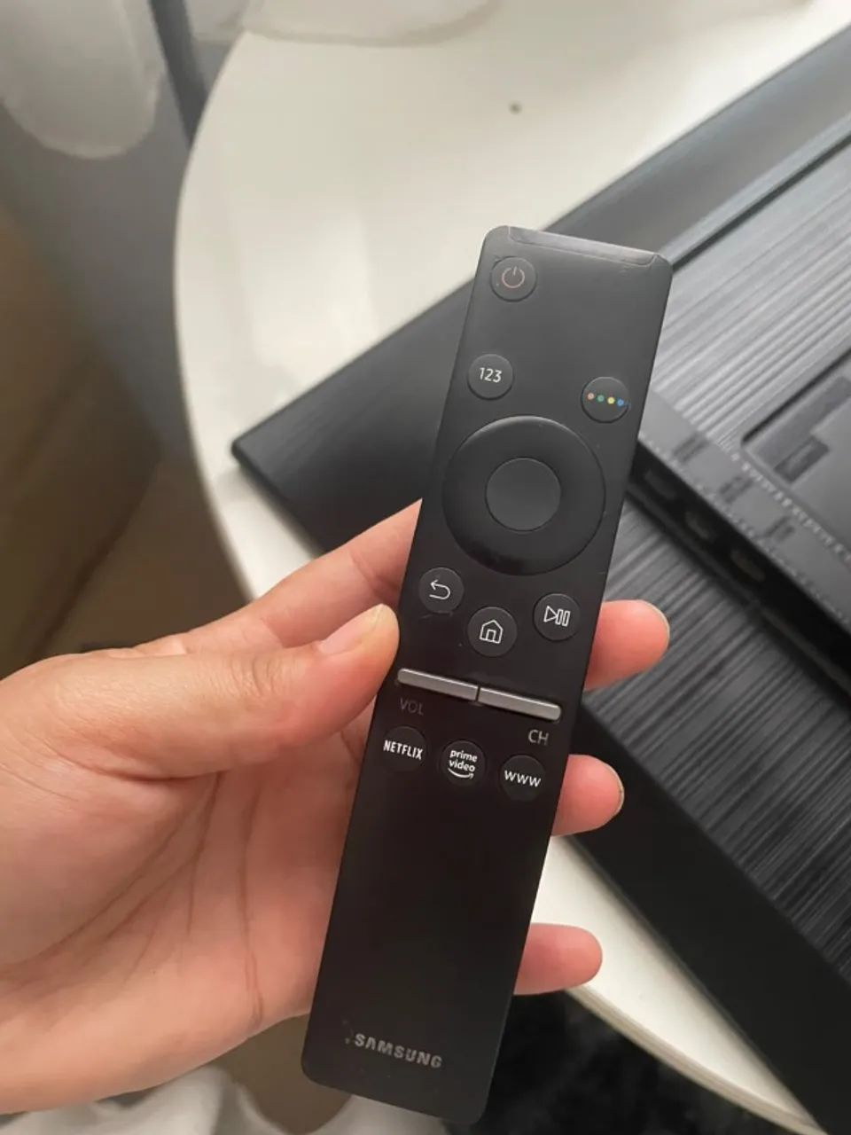 Smart TV LED de 32 polegadas com tela quebrada - Foto 2