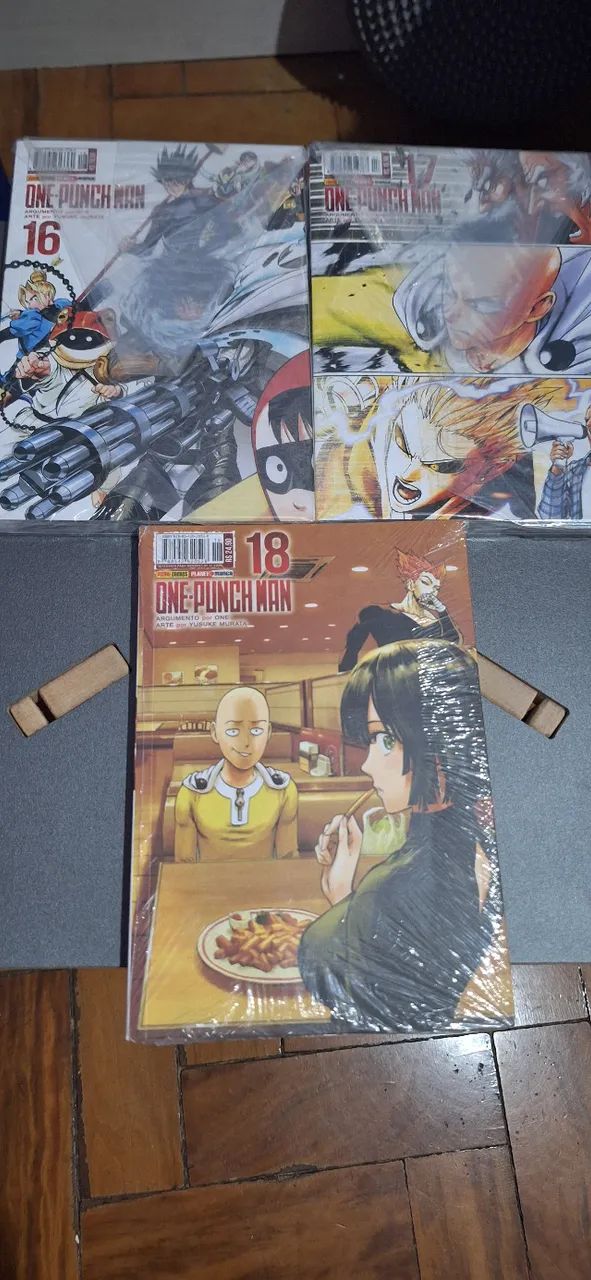Mangá One-Punch Man Vols 16 ao 18 - Foto 2