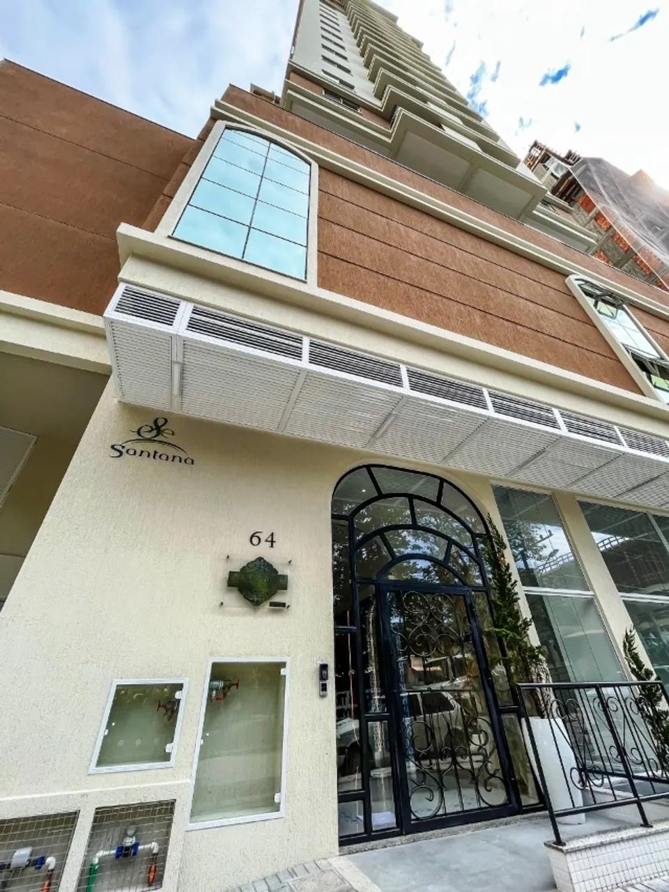 Locação Anual de Apartamento Mobiliado com 2 Dormitórios sendo 1 Suíte - Catânia Residence - Foto 2