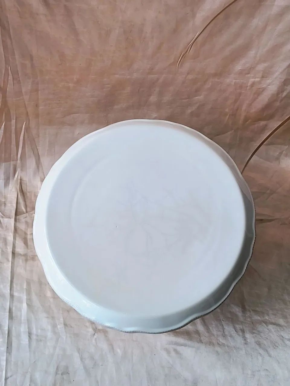 linda boleira branca ceramica detalhes rosa claro decoração festa servir jantar mesa  - Foto 5
