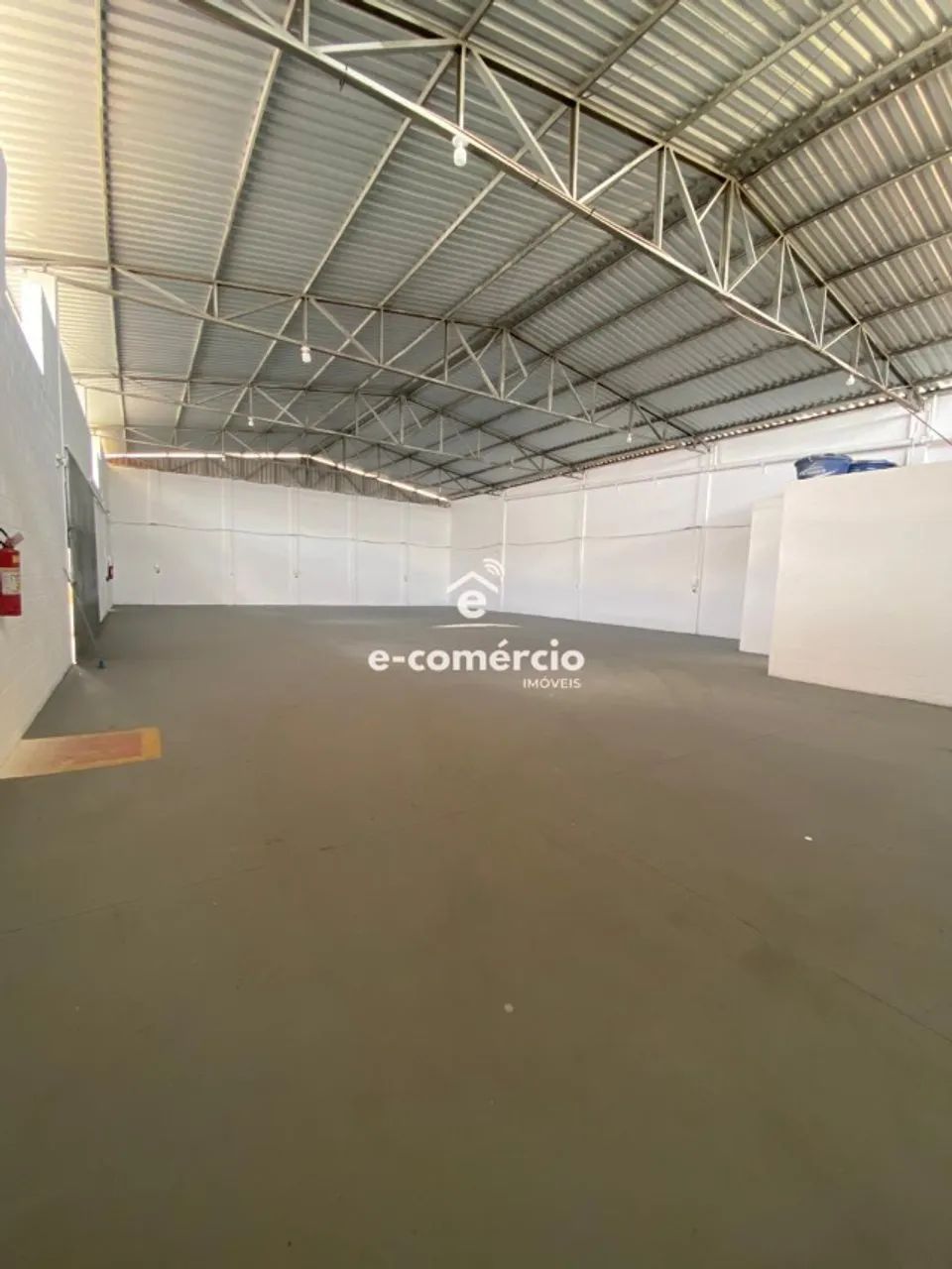 Galpão para aluguel em Lavras - Área Industrial - Foto 4