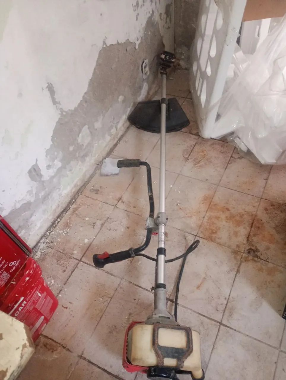 roçadeira stihl fs 80 - Foto 2