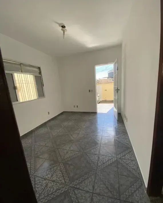 CASA COM 3 QUARTOS EM ROSA DOS VENTOS