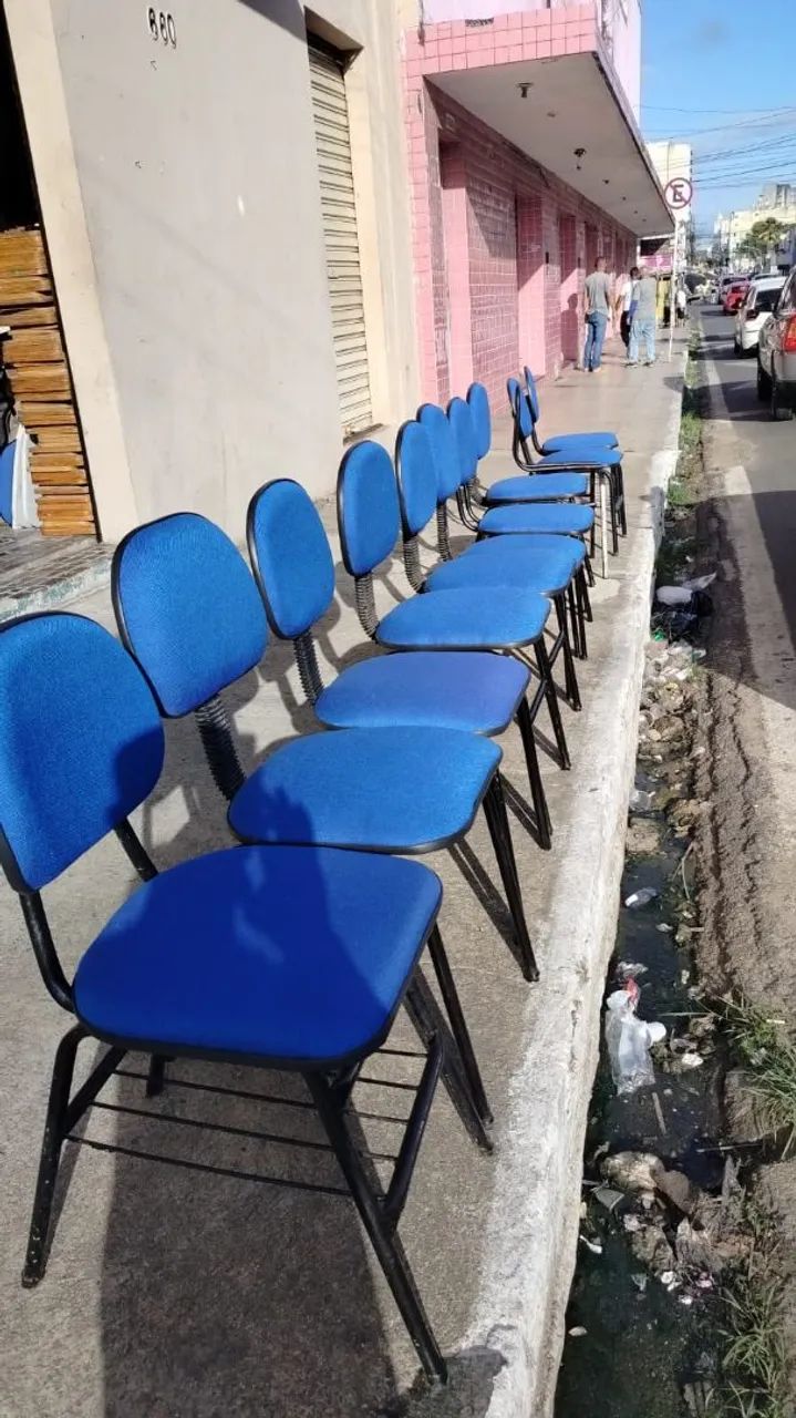 Cadeiras secretária fixa reformada  - Foto 2