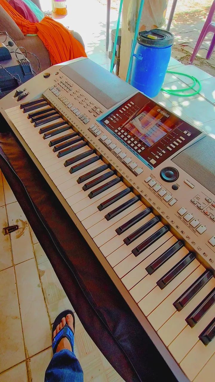 Vende se esse teclado ?...