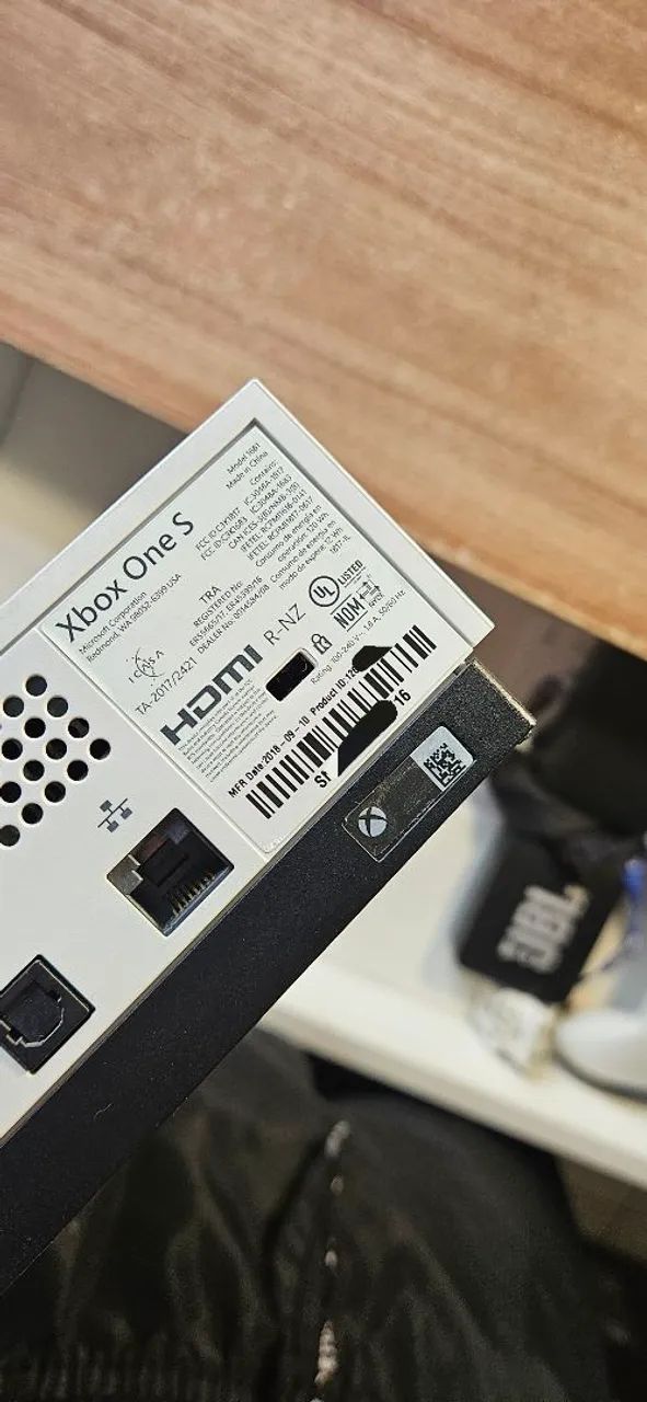 Xbox one branco 1tb (pouco uso) - Foto 2