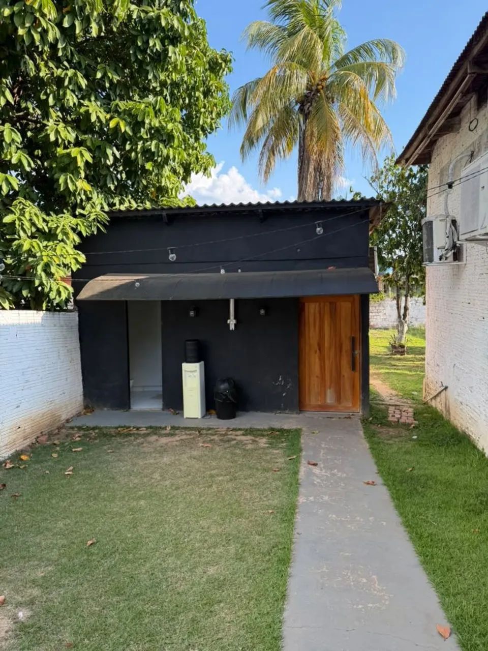 Vende se,  este prédio, - Foto 4