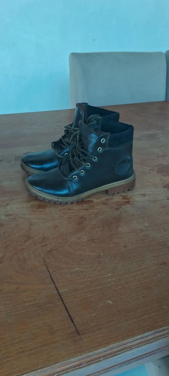 Bota número 38