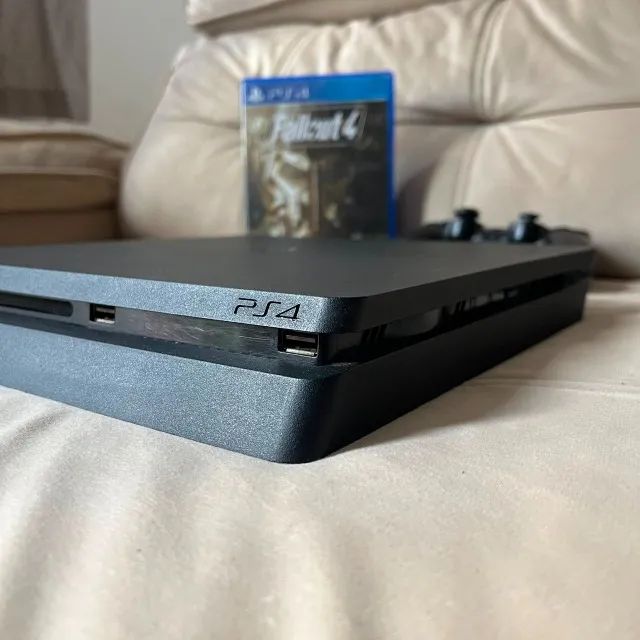 Playstation 4 - em perfeito estado com jogo - Foto 3