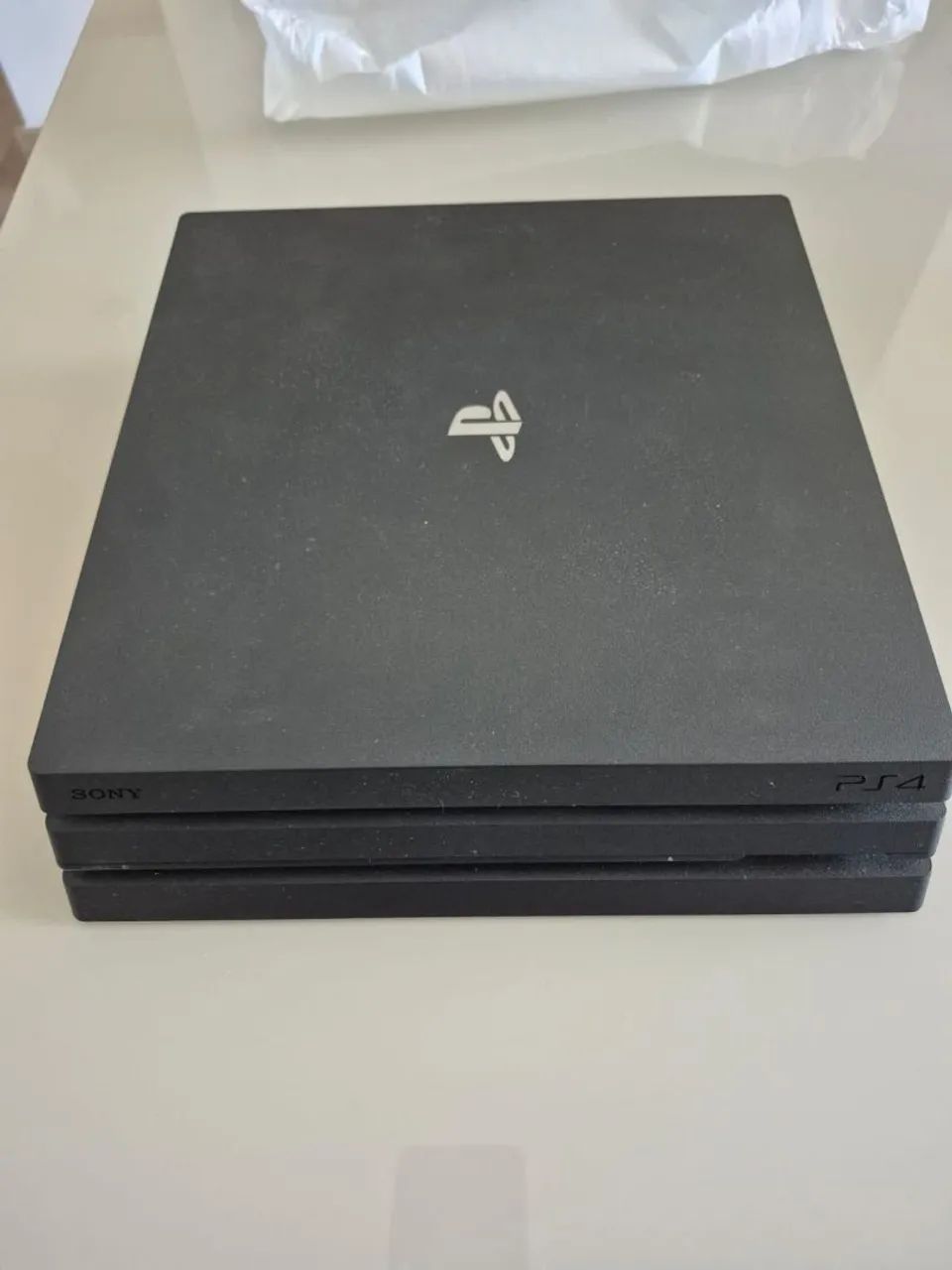 PS4 PRO 1 TB - Foto 3